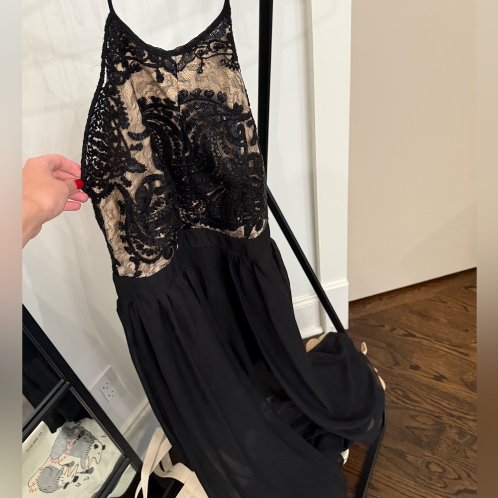 Francesca's Collections Black and Tan Lace Dress